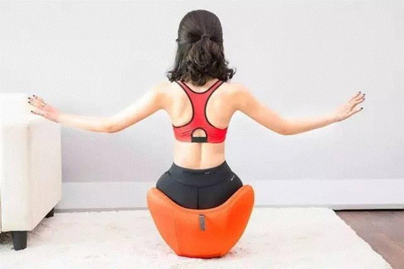 为什么莱昂纳多和C罗的前女友们，都在穿这个比基尼？