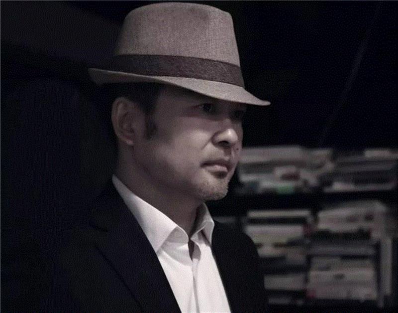 《烟草花》丨尼洛·克鲁斯《安娜在热带》：消失的朗读声