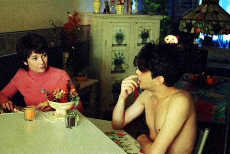 19岁就被戛纳那帮老狐狸认了亲儿子，你以为他只有颜值?