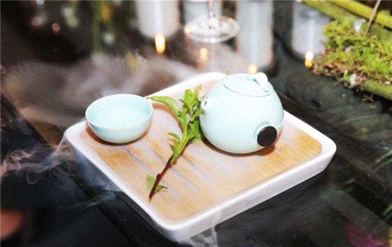 给范冰冰做龙袍的那双手去炒茶了！