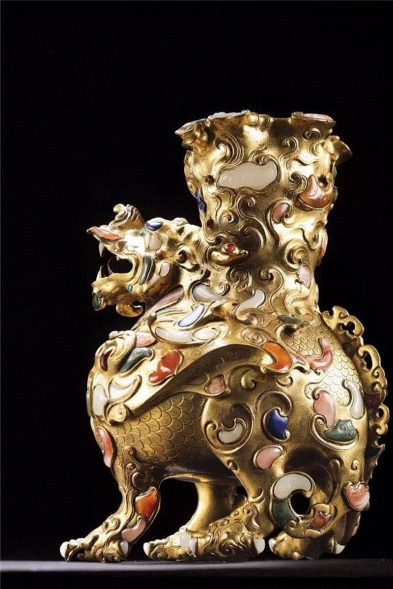 馥郁瑞祥 — 清乾隆銅鎏金嵌百寶瑞獸賞鑑 | 保利香港五周年春拍