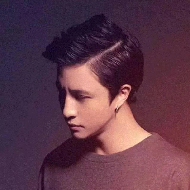 千磨万击还灿烂，只因他是薛之谦