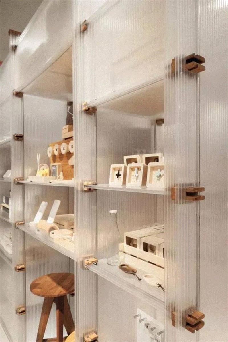 泰国版无印良品：ROOM概念店 / Maincourse Architect