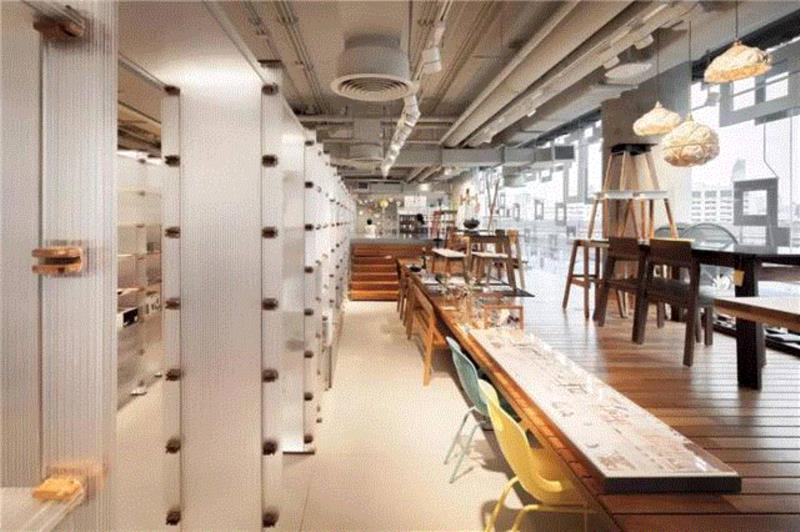 泰国版无印良品：ROOM概念店 / Maincourse Architect