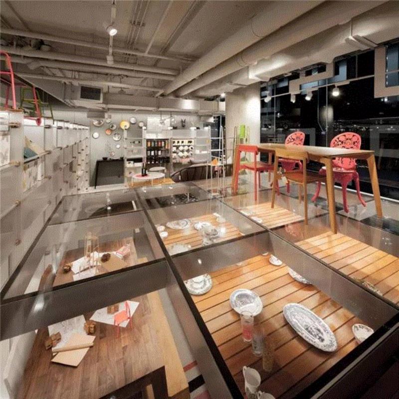 泰国版无印良品：ROOM概念店 / Maincourse Architect