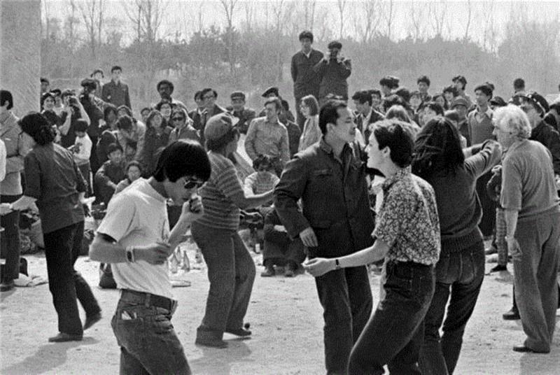 【中间微信导览|第一期】“沙龙沙龙展”微信导览第十二部分