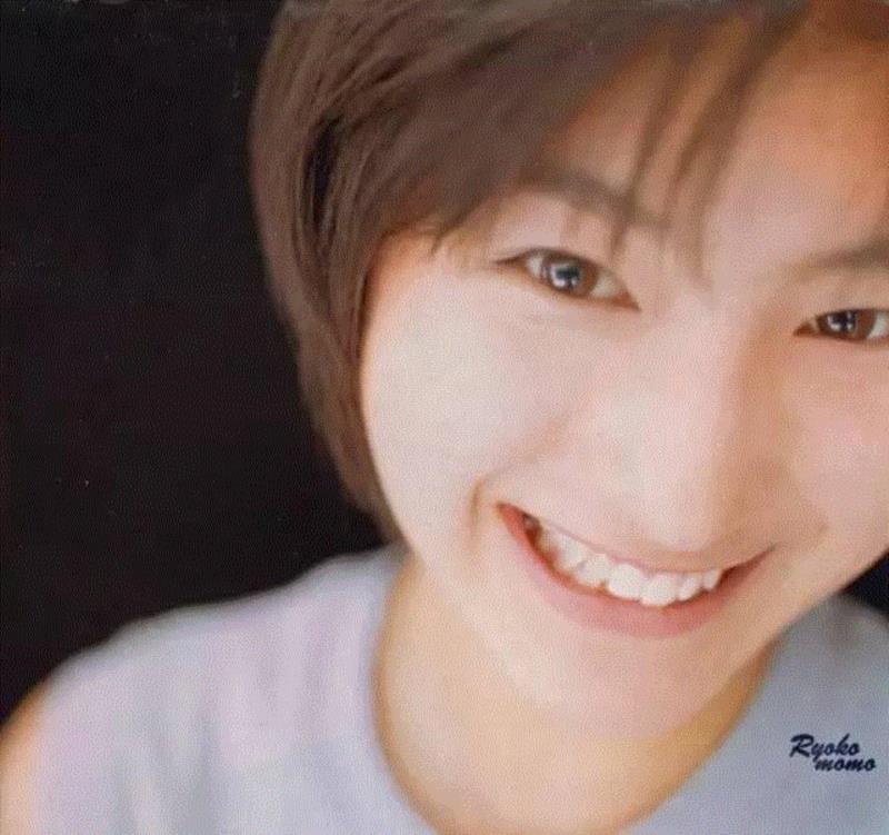 她是我见过最好看的短发女孩儿