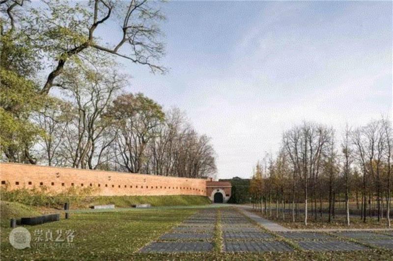 山谷里不会再有枪声：华沙卡廷惨案纪念馆 / BBGK Architekci