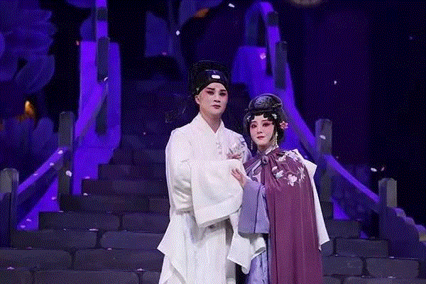 剧评丨一厢情愿 ──看新编昆剧《春江花月夜》