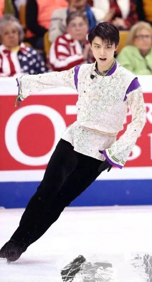 长着少女漫画主角的脸，他活得更像一部热血动画……