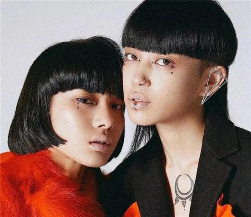 打败了蔡康永,关注度排行第一的这对日本女同性恋,看完你不弯算我输!