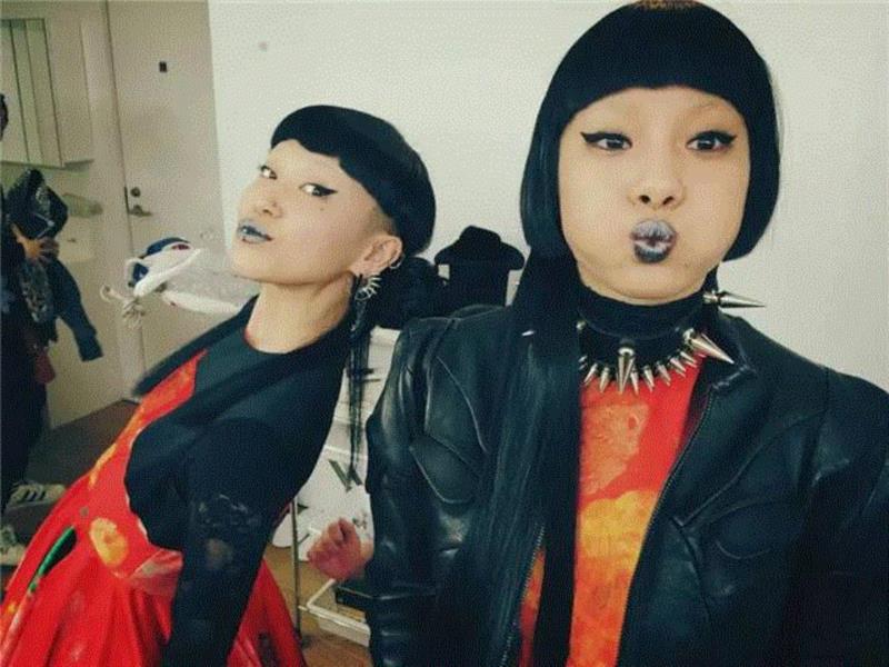 打败了蔡康永,关注度排行第一的这对日本女同性恋,看完你不弯算我输!