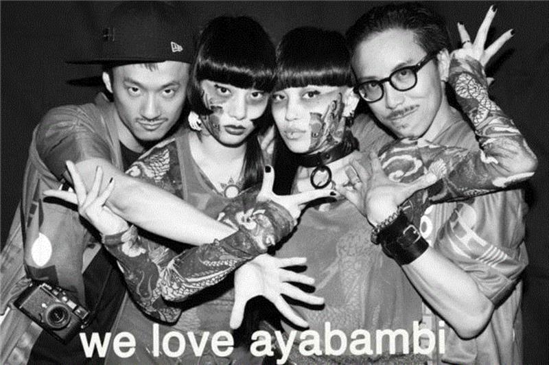 打败了蔡康永,关注度排行第一的这对日本女同性恋,看完你不弯算我输!