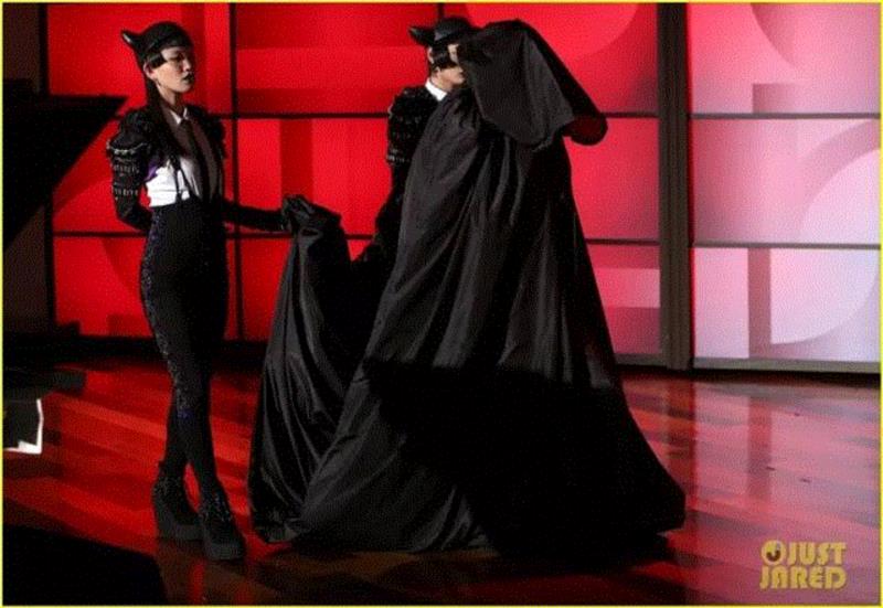 打败了蔡康永,关注度排行第一的这对日本女同性恋,看完你不弯算我输!