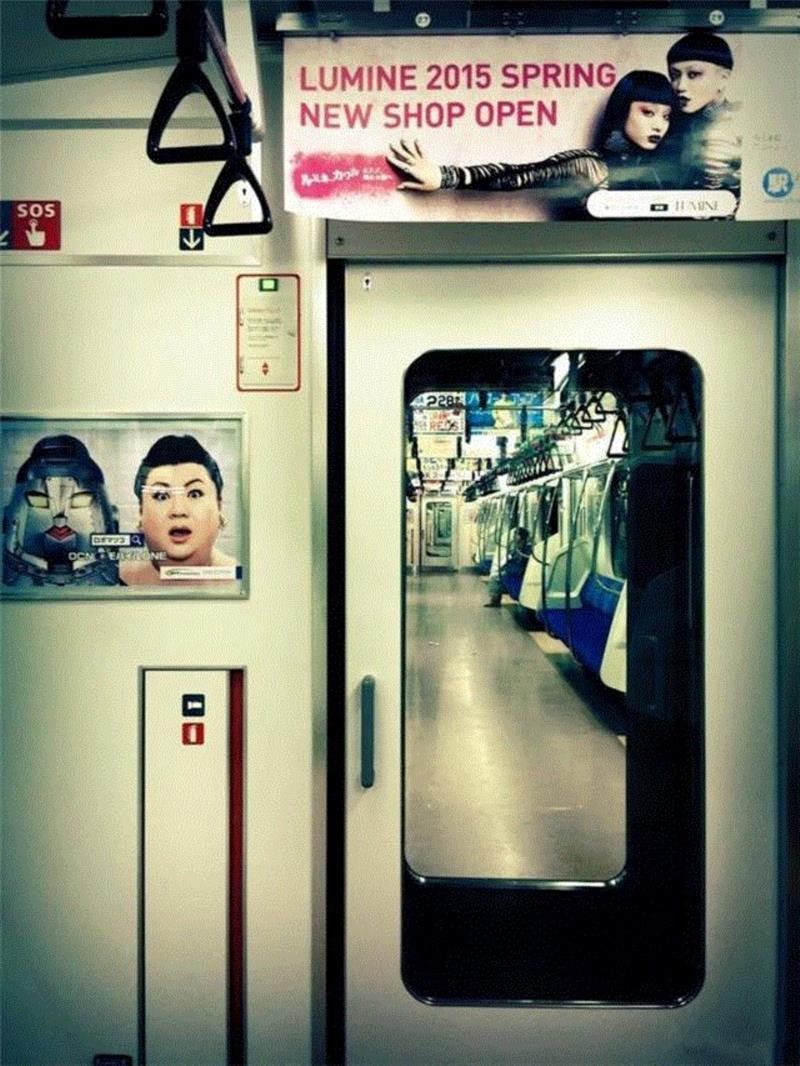 打败了蔡康永,关注度排行第一的这对日本女同性恋,看完你不弯算我输!