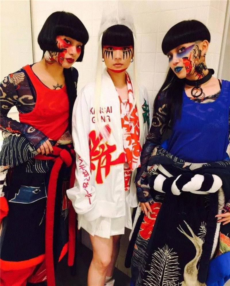 打败了蔡康永,关注度排行第一的这对日本女同性恋,看完你不弯算我输!