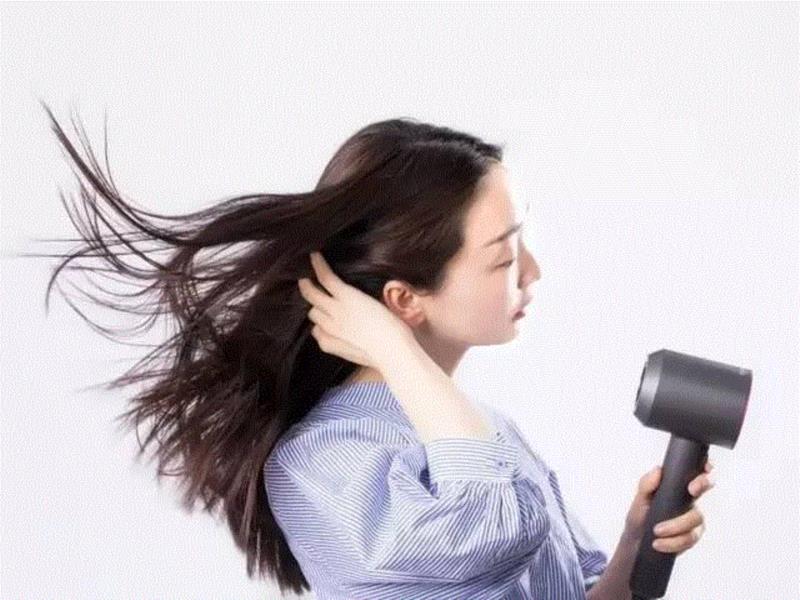 这个吹风机是有多好？能让你们个个都为它尖叫！