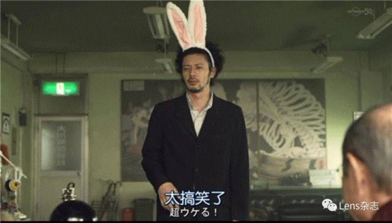 夜深了，是时候偷摸看点片儿了