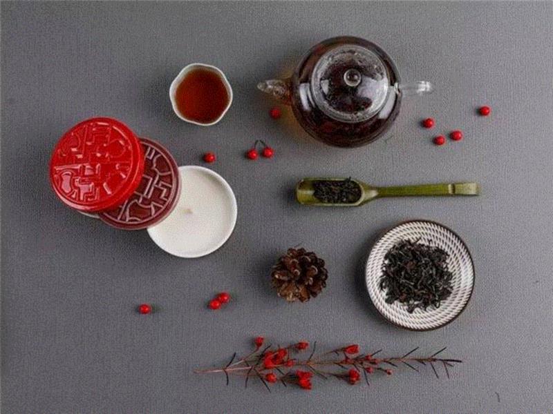 爱马仕旗下有个中国品牌，做了个香薰蜡烛，风雅！