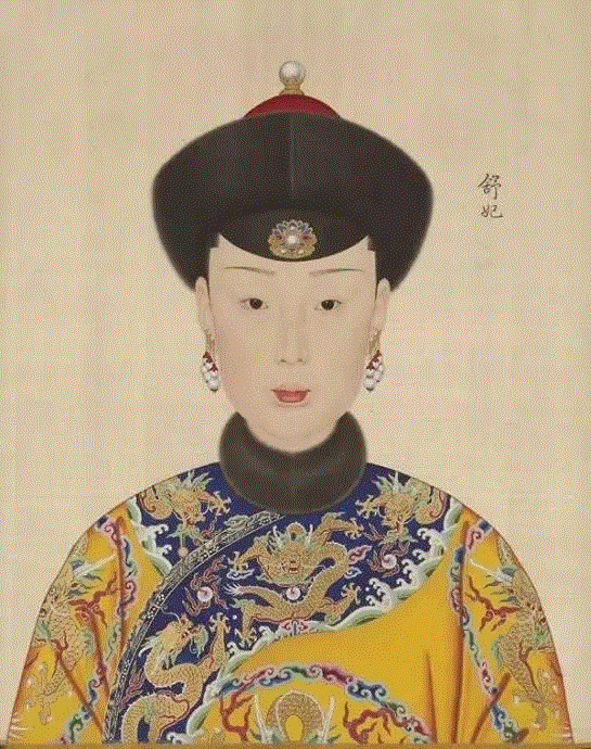 乾隆后宫佳丽三千，原来这位风流帝王后妃们的“证件照”长这样！