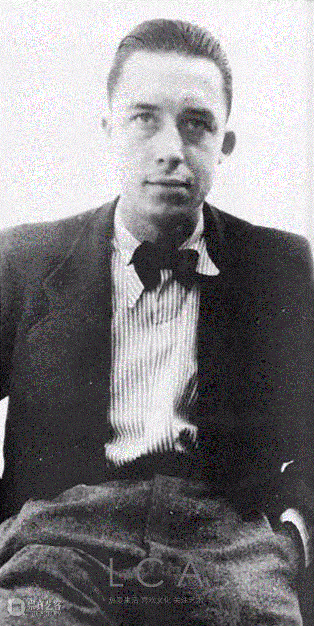 一切伟大的行动和思想，都有一个微不足道的开始