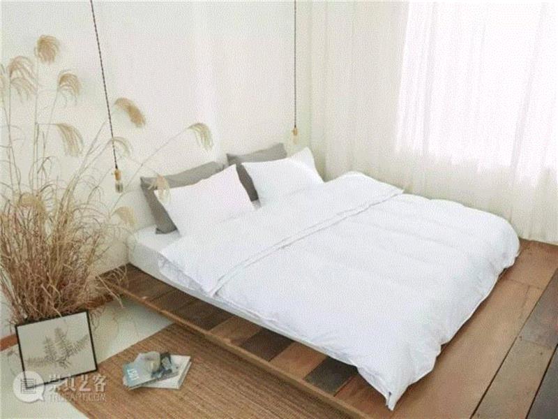 大过年的，没什么事就不要起床了