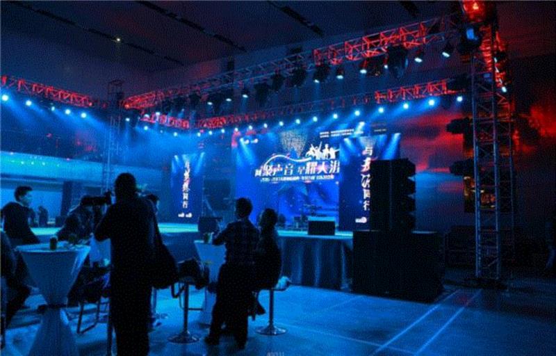 星耀天涯盛典启幕,大咖点亮全馆,狂欢嗨翻全场