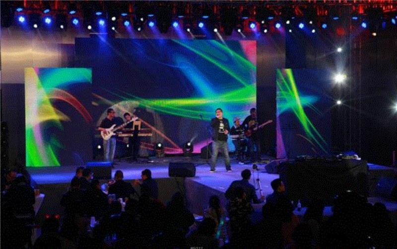 星耀天涯盛典启幕,大咖点亮全馆,狂欢嗨翻全场