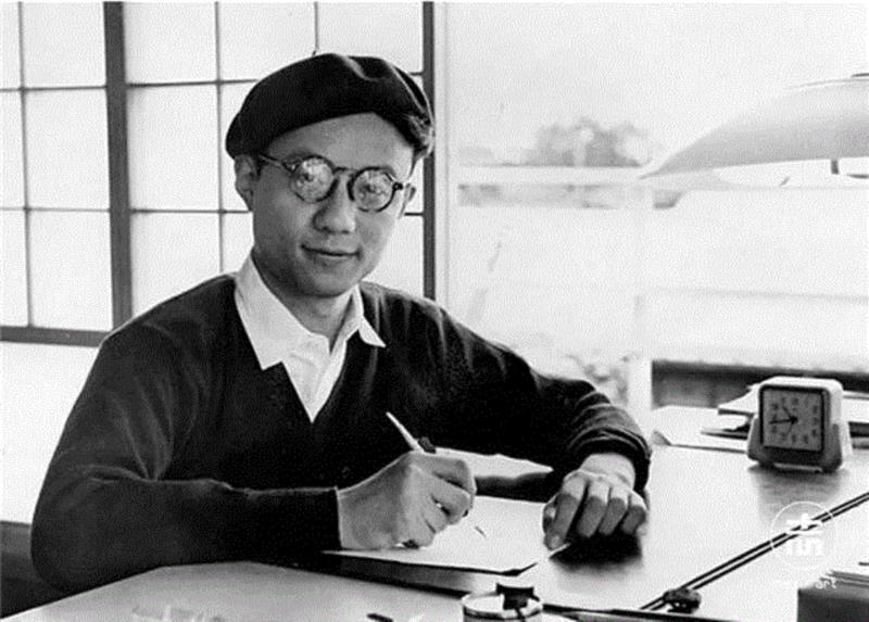 他，是日本动画界的开山鼻祖，更是被喻为日本“漫画之神“！他说：漫画是我一生的老婆，卡通是我一生的情人！