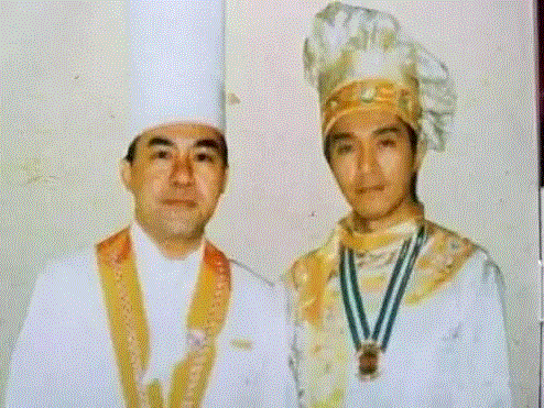 一碗蛋炒饭敢卖5000块港币?原来他就是周星驰《食神》的原型