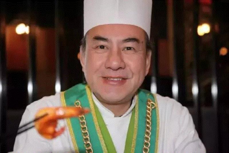 一碗蛋炒饭敢卖5000块港币?原来他就是周星驰《食神》的原型