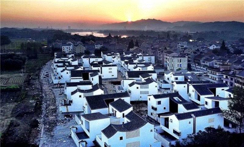 当代乡村聚落 杭州富阳东梓关回迁农居 / gad