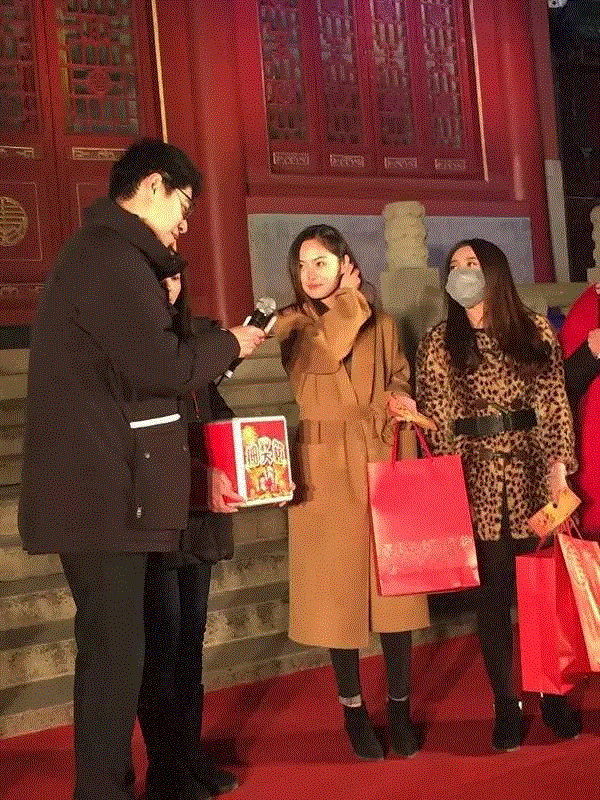 永乐钟响辞旧岁，鸣钟祈福纳平安