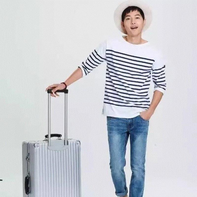 奥黛丽赫本、小S、TFBOYS竟然都穿过同一件衣服