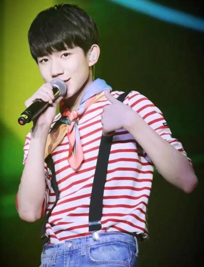 奥黛丽赫本、小S、TFBOYS竟然都穿过同一件衣服
