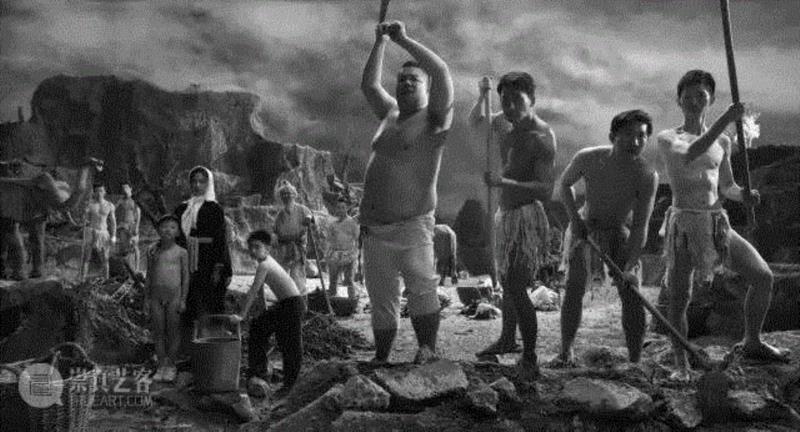 杨福东:愚公移山|《周末画报》专栏