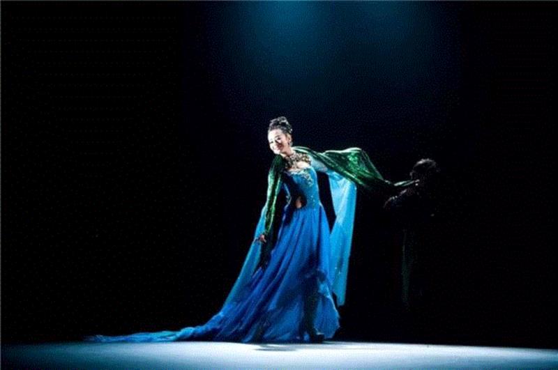 《麦克白夫人》从女性角度诠释莎翁经典