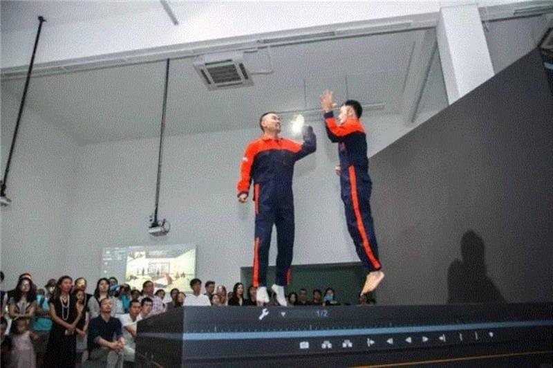 【正在展出】胡向前参加台北当代艺术中心群展“肖像摆”