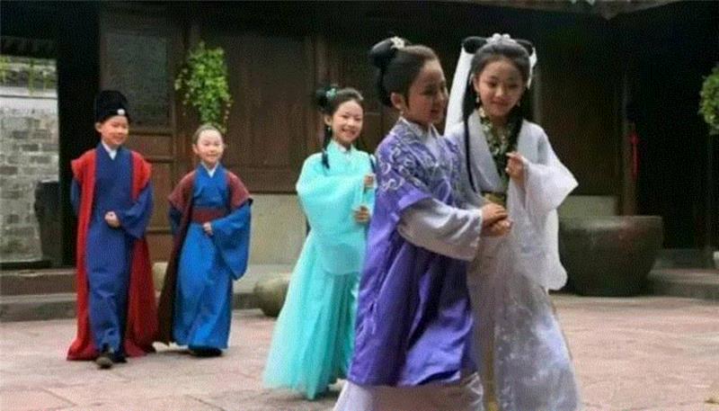 少儿版《白蛇传》火了，这些小戏骨的演技到底怎么样？