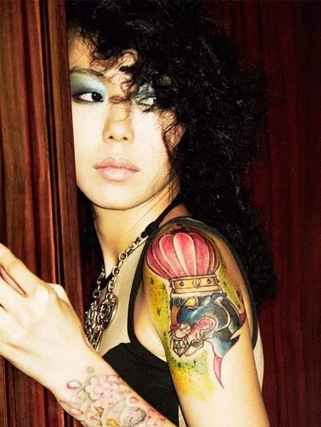 人物 ▎诱人“小姐” 金敏喜