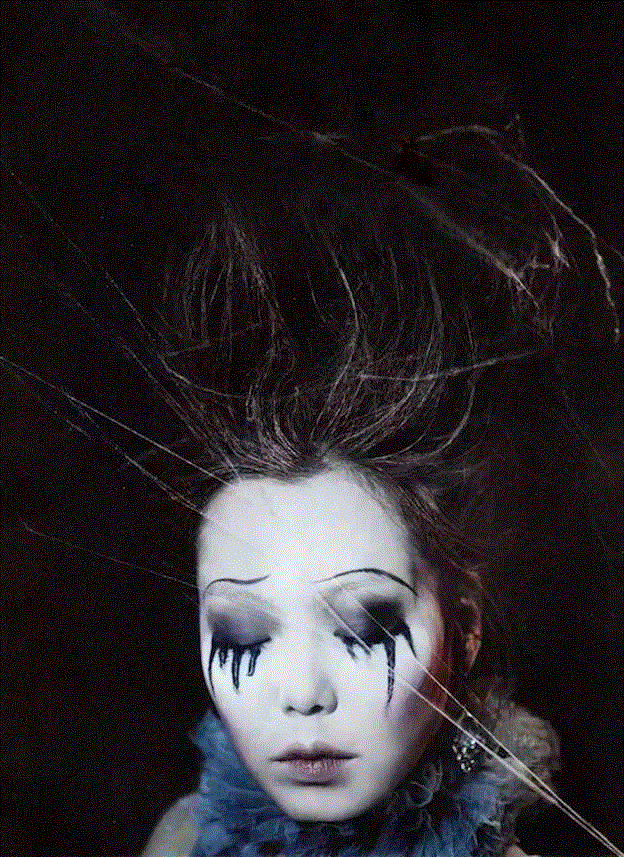 人物 ▎诱人“小姐” 金敏喜