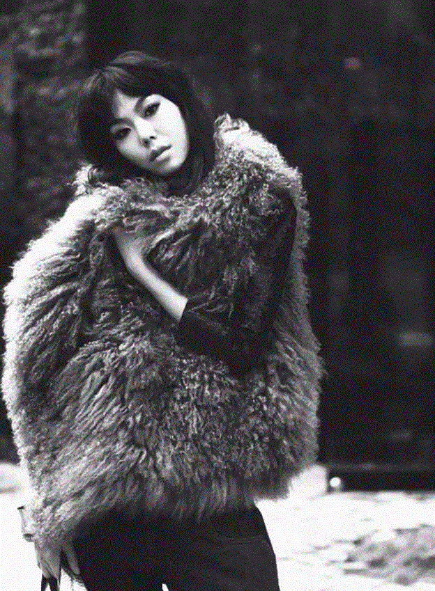 人物 ▎诱人“小姐” 金敏喜