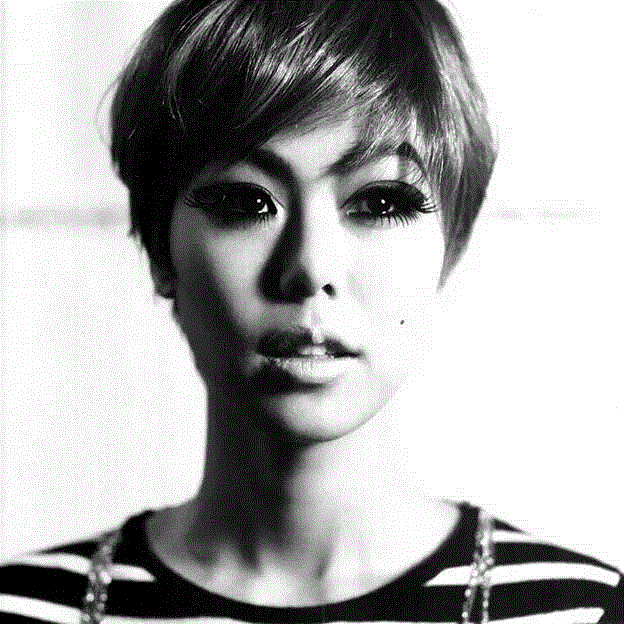 人物 ▎诱人“小姐” 金敏喜