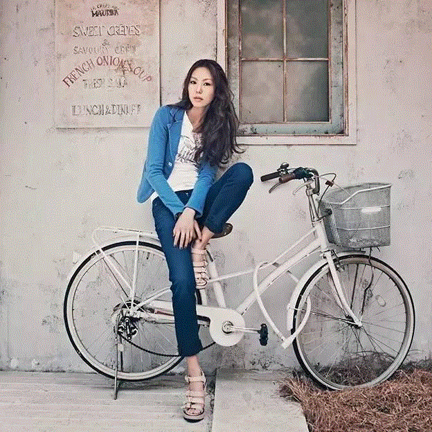 人物 ▎诱人“小姐” 金敏喜