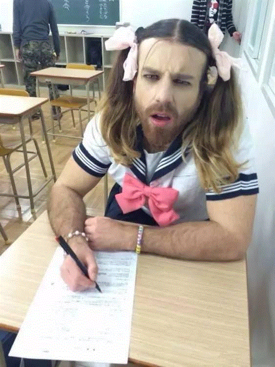 不要再联想到色情了，正经跟你缩缩JK制服文化和设计