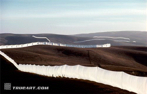 一个想包裹住整个地球的艺术家