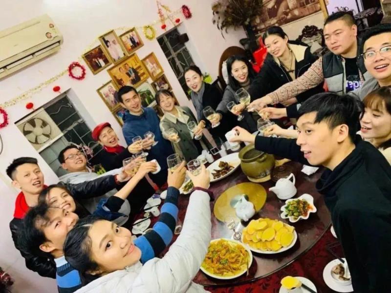医生建议：如果感到快乐，就加只烧鹅,烧鹅,医生,喜剧,戏剧,音乐剧,广州,编剧,广府,古装,周一星