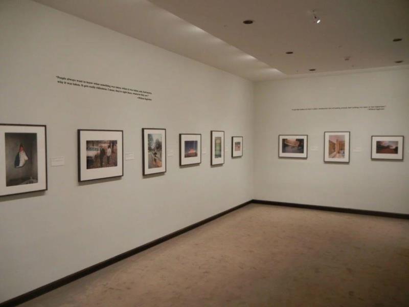 展览现场,纽约大都会博物馆,2018,卓纳画廊 | 伦敦 | 威廉·埃格尔斯顿(William Eggleston):2 ?,卓纳,Eggleston,伦敦,威廉·埃格尔斯顿,埃格尔斯顿,威廉,埃格尔斯顿艺术基金,Trust,纽约现代艺术博物馆,方形