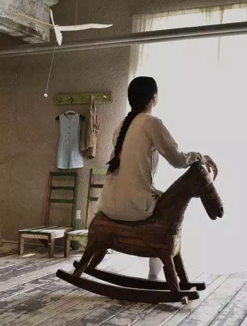 她的设计让林怀民直呼“简直是赶尽杀绝”,林怀民,马可,衣服,舞者,白水,微尘,云门舞集,太阳,服装,裙摆