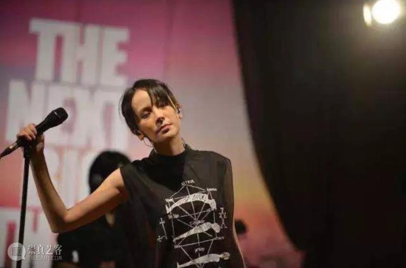 人物 ▎吴青峰的偶像、打败王菲，这个来头不小的歌手其实是个“胆小鬼”,歌手,吴青峰,人物,偶像,王菲,来头,胆小鬼,杨乃文,专辑,音乐